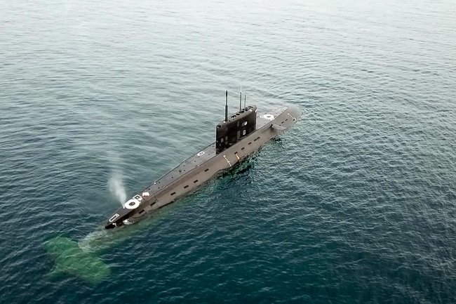 Таинственные российские субмарины спустили НАТО с небес на землю
