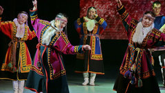 День России в Салехарде отметят флешмобом в национальных костюмах