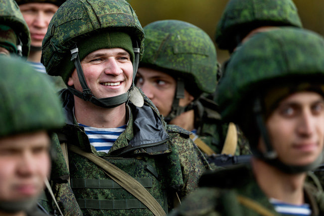 Фото с военным мужем