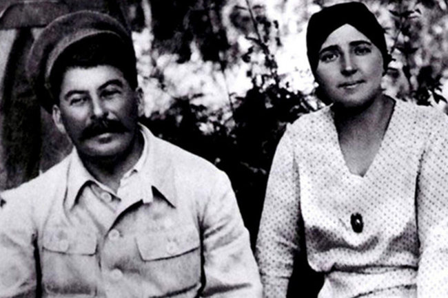 Любовь до гроба: почему Надежда Аллилуева ушла от Сталина на небо