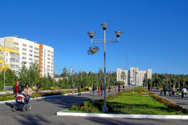 Власти Ноябрьска назвали причину одновременного ремонта дорог во всем городе