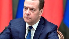 Медведев призвал готовиться к отражению ударов НАТО вглубь России