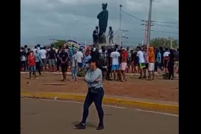 Венесуэлу захлестнула волна протеста: Мадуро заявил о цветной революции