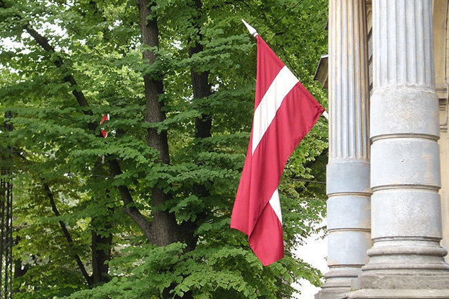 Латвия продлила ограничения на въезд для россиян