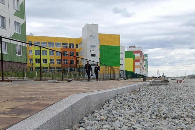 В Тюмени проверили новую школу на улице Западносибирской