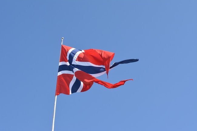 Норвегия сообщила, что движение через КПП Стурскуг из России остановилось
