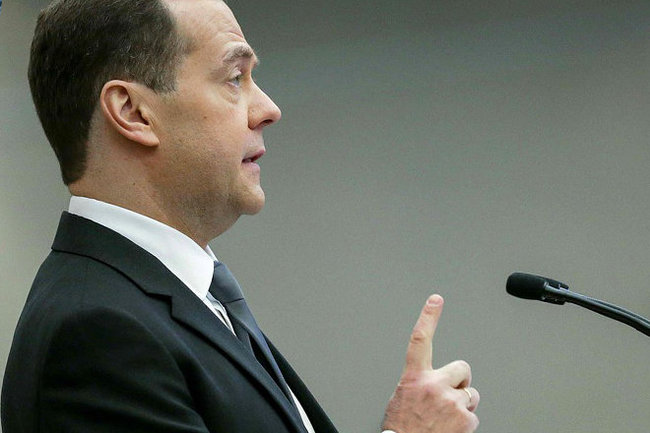 Медведев рассказал, как Россия может противостоять санкциям Запада