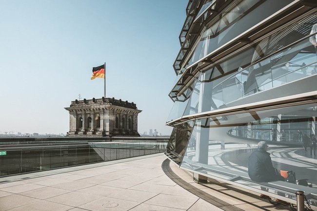 «Газпромбанк» отказал Германии и Австрии в принятии рублевого платежа за газ