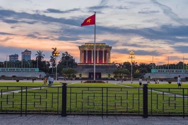 Вьетнам флаг