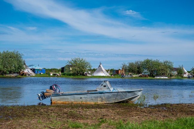 Рыбаков Ямальского района наградили в честь праздника