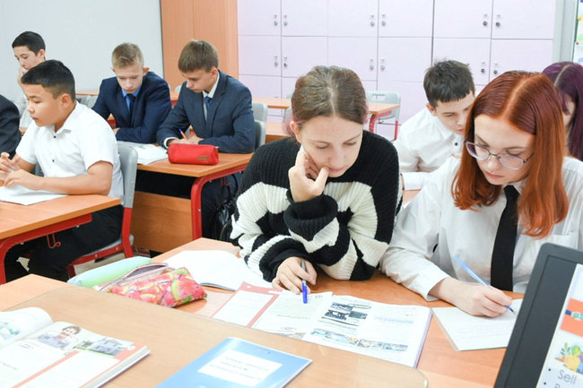 Губернатор Ямала приостановил реформу старшей школы в Ноябрьске