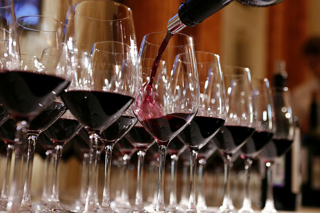 Миллиардера из Тайваня заподозрили в подделке элитных вин на €25 млн