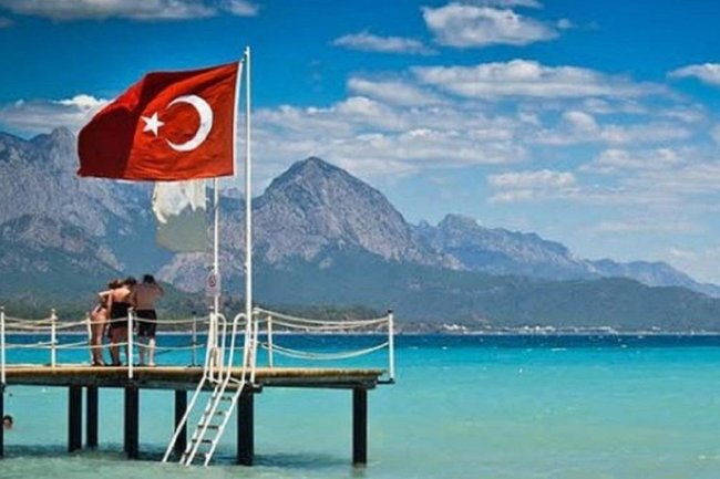 Россиянам пока не отказывают в открытии счетов в госбанках Турции