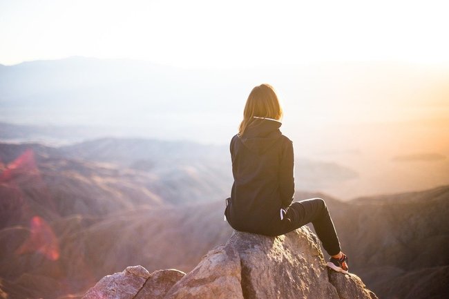 Как спастись от острого чувства одиночества: 8 правил