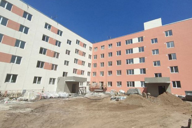 В Кирове строят три дома для переселенцев из аварийного жилья