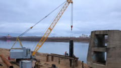 На правом берегу Оки в Нижнем Новгороде начали укреплять берег для новой набережной