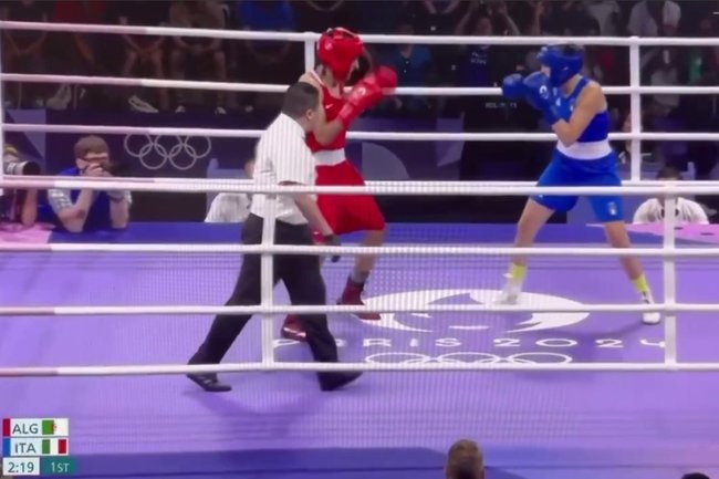 В Кремле оценили участие в Олимпиаде мужчин-боксерш