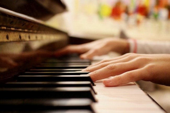 Рояль пианино клавиши руки музыкант музыка