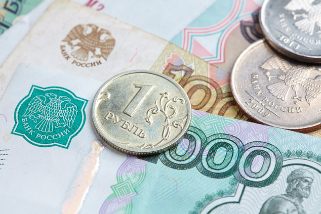 Финансист Беляев назвал рубль самой стабильной валютой