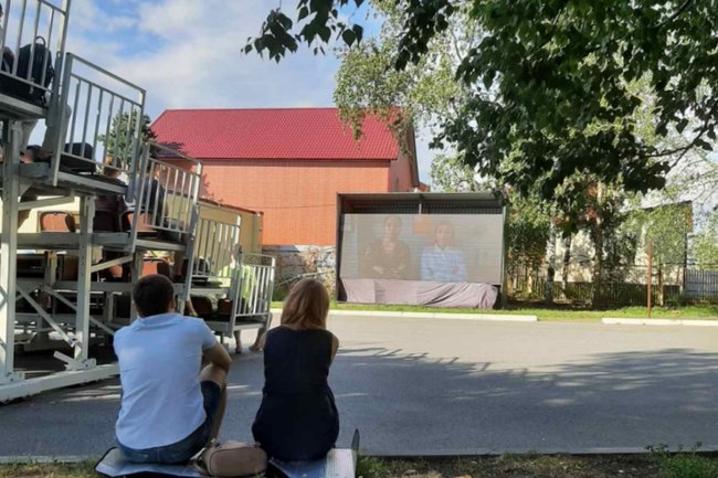 Фестивали уличного кино состоятся в Ханты-Мансийске и Сургуте