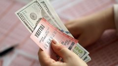 В Техасе планируется проверить киоск, где были проданы несколько лотерейных билетов, оказавшихся выигрышными