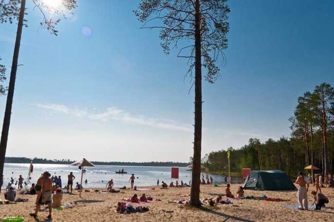 В Югре официально открыто 11 пляжей для безопасного отдыха