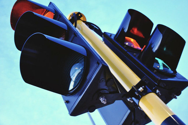 В столице Кубани до конца года заработают 20 светофоров