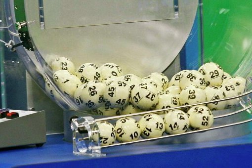 Житель ЯНАО стал богаче на 8 миллионов рублей, купив лотерейный билет.