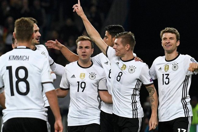 Сборная Германии по футболу разорит страну на 200 млн евро