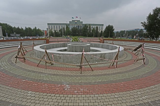 Обновленный фонтан в Сургуте заработает в следующем году