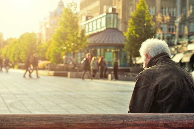 Успеть в октябре: пенсионеры могут увеличить пенсию на 2407 рублей