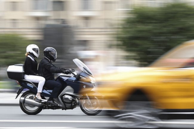 В России в 2024 году в четыре раза выросло число желающих водить мотоцикл