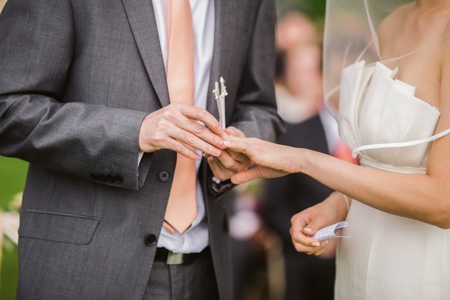 Молодожёнам Чувашии напомнили о законном свадебном отпуске