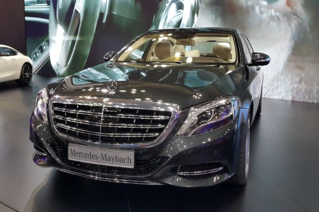 Лысаков: Решением Mercedes машины российских чиновников превратятся в «кирпичи»