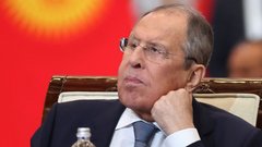 Bloomberg: Макрон пожал руку Лаврову на саммите G20 в Рио-де-Жанейро