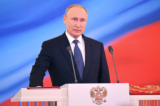 Владимир Путин намекнул на свою судьбу в президентском кресле