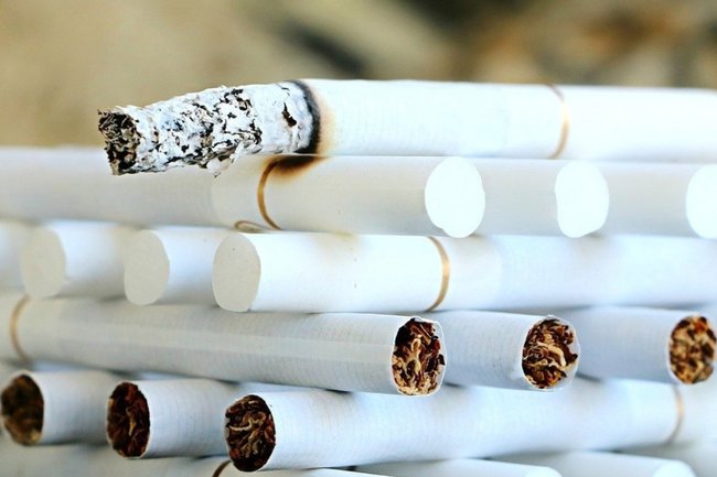 Стало известно, как курение влияет на когнитивные способности у пожилых людей