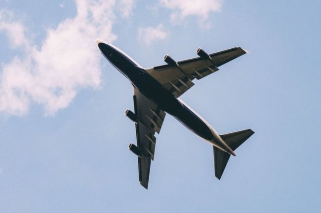 Тысячи льготных авиабилетов купили в первый месяц лета многодетные семьи Ямала