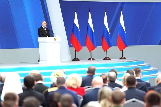 «Им можно доверить страну»: Путин заявил о планах подготовить новую элиту России