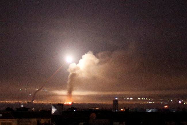 Израильская авиация ракетами поздравила Сирию с Рождеством