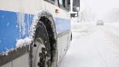 Жители уральского города борются с опаздывающими автобусами с помощью листовок