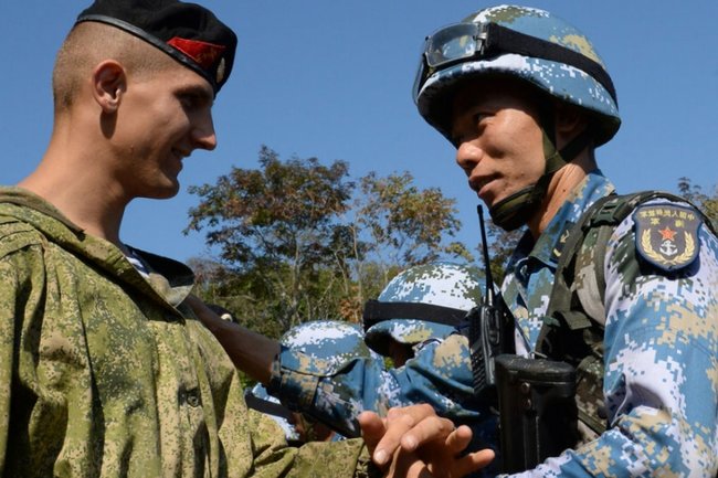 МО КНР: военные учения с Россией укрепят двустороннее стратегическое партнерство
