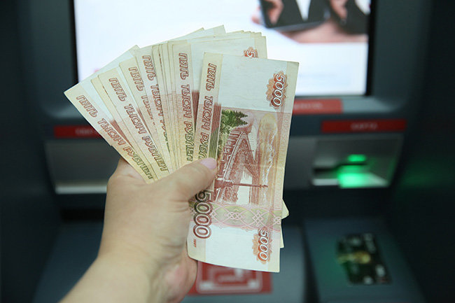 Всемирный банк: 60% россиян не могут оплачивать свои кредиты