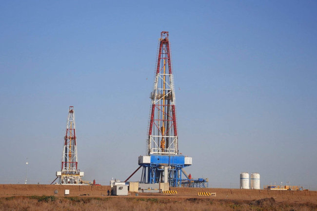 Нефть Urals подешевела ниже отметки в 7 тысяч рублей