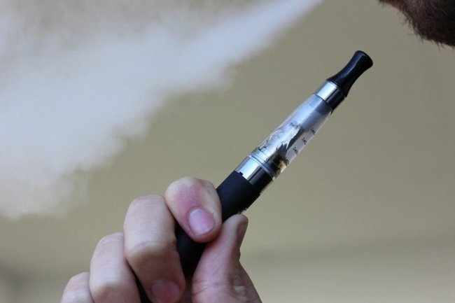 Химикаты в электронных сигаретах могут быть высокотоксичными при нагреве – исследование
