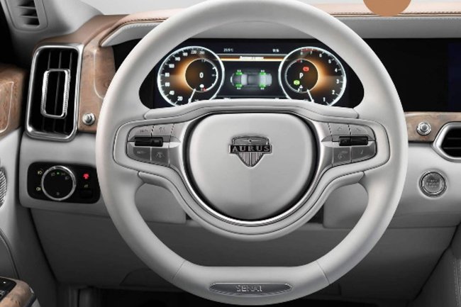 Авто «не для людей»: Aurus запускает в серию кроссовер Komendant