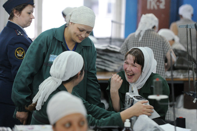 Женская тюрьма в москве фото